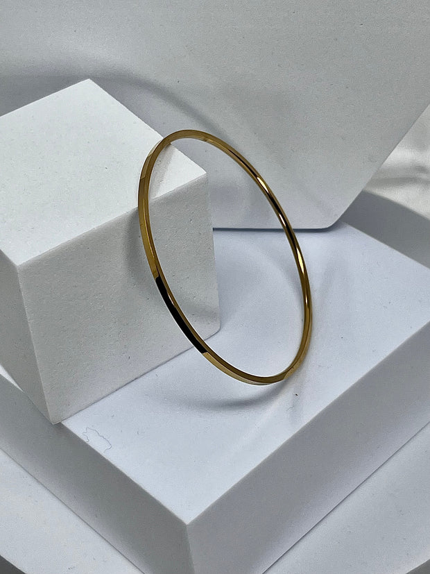 Amara Gold bangle