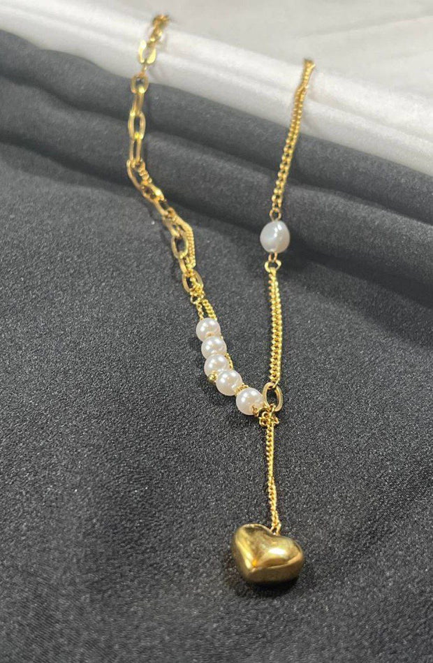 Pearl and charm Necklace