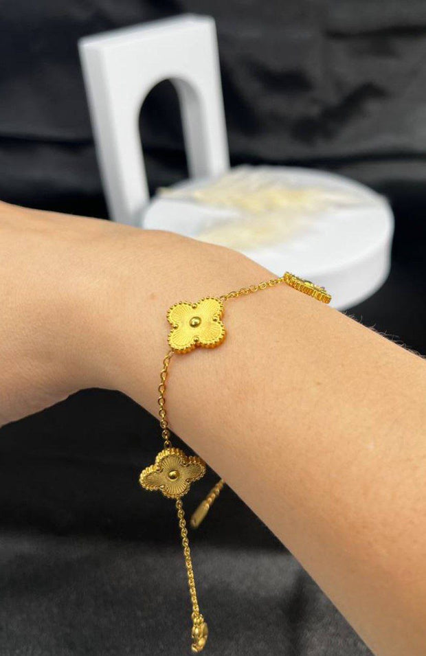 Flower Gold Bracelet