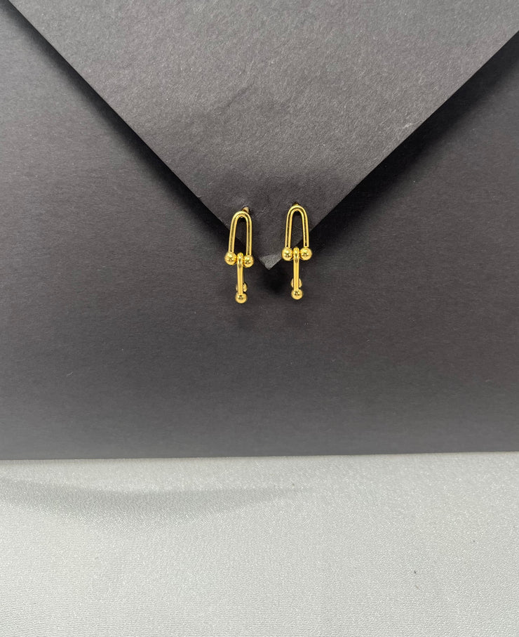 Luxe S Gold Earrings